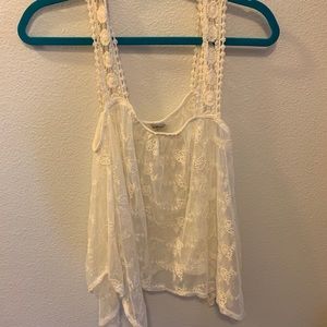 Paper Crane boho top size XS but fits like M